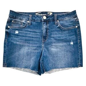 NWT Seven7 Size 10 Weekend Short 5" Inseam Frayed Hem Cotton-Polyester-Spandex